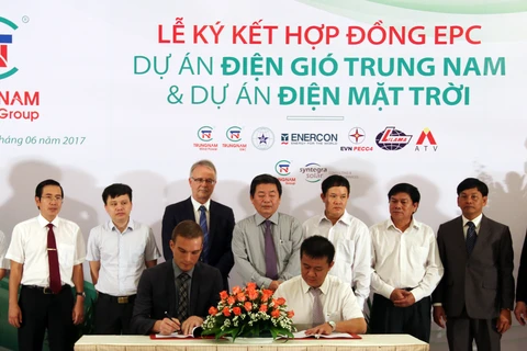 Partnership formed to develop wind, solar power in Ninh Thuan
