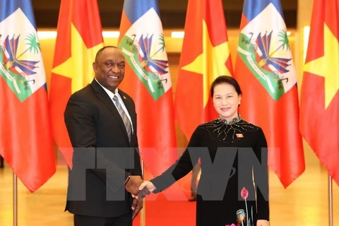 Vietnam, Haiti parliament heads in talks 