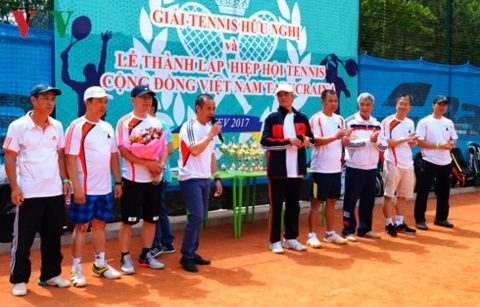 Tennis tournament connects OVs in Ukraine