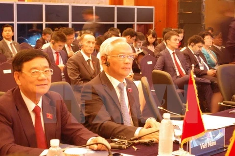 Vietnamese, Russian legislators discuss cooperation measures