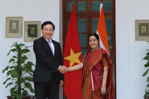 Deputy PM, FM Pham Binh Minh visits India 