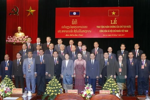 Leaders of Lao provinces awarded Vietnamese President’s Orders