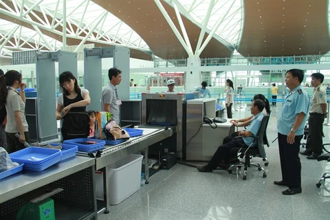 Vietnam customs to tighten baggage security