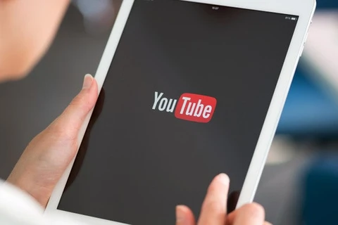  YouTube removes 3,000 clips with bad content in Vietnam