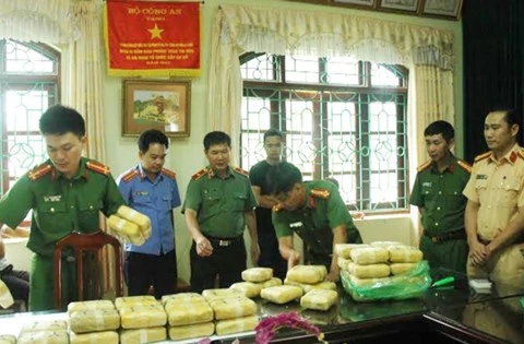 Over 30kg of pink crystal drug seized in Lai Chau