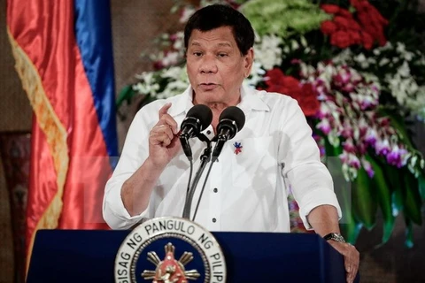Philippine President declares to continue fight against drugs