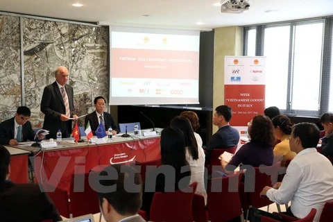 Vietnam presses on with trade promotion in Italy