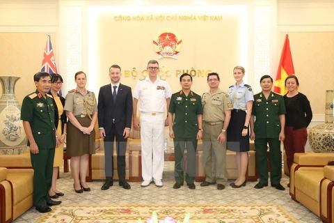 Deputy Defence Minister meets Vice Chief of Australia’s Defense Force