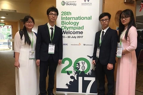 VN win gold, two silvers at Biology Olympiad