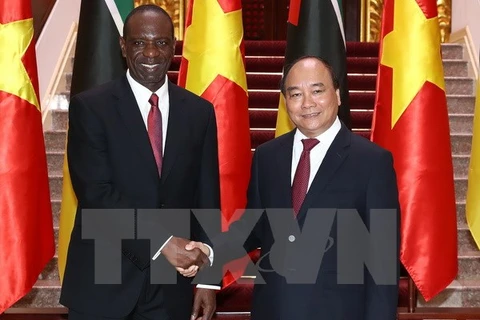 Mozambique’s Prime Minister wraps up Vietnam visit