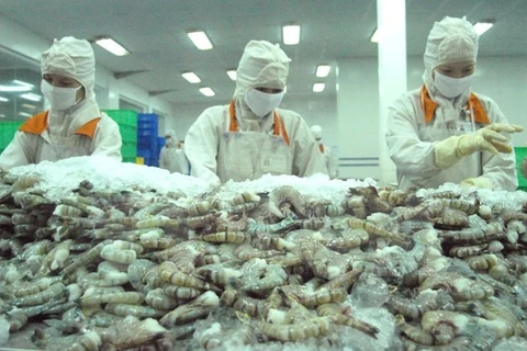 Vietnamese shrimp exporters struggle to compete in US 