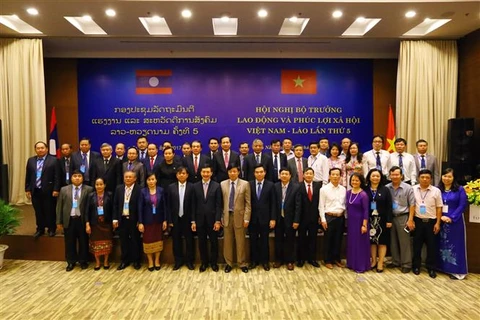 Vietnam, Laos seek to step up labour cooperation 
