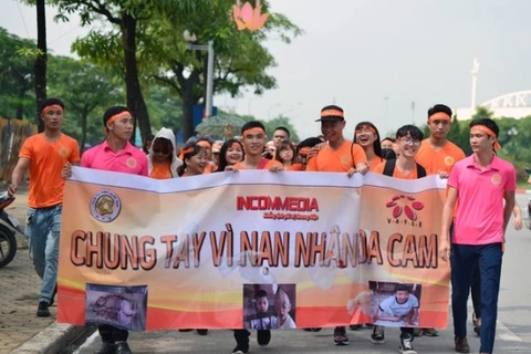 Hanoi: 3,000 people take walk for AO/Dioxin victims 