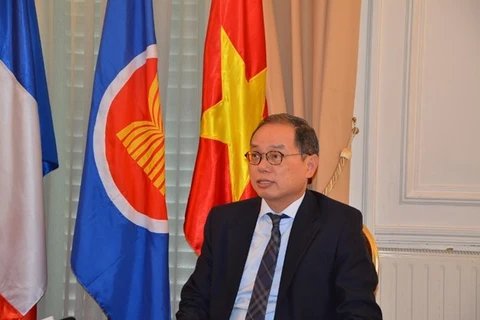 Vietnam helps tighten ASEAN’s relations with France: ambassador