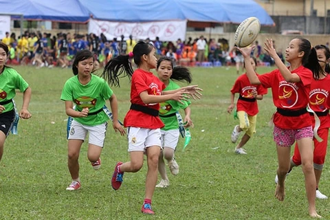 Vietnamese children equipped with life skills through rugby