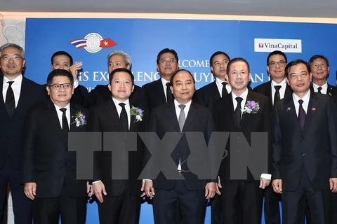 PM attends Vietnam-Thailand economic cooperation forum