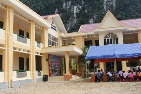 Vietnam Airlines builds school for ethnic minority pupils