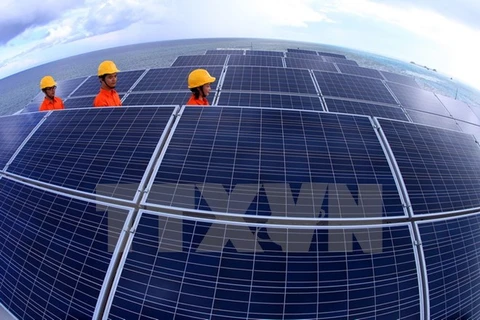 Vietnam needs better policies to tap solar power potential