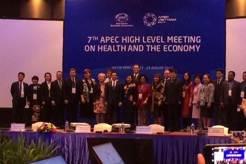APEC meeting: health sector faces financial challenges 