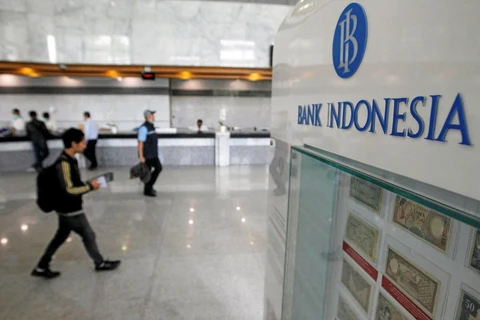 Indonesia cuts interest rate to spur growth