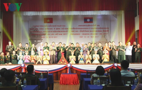 Musical performance fosters Vietnam – Laos ties