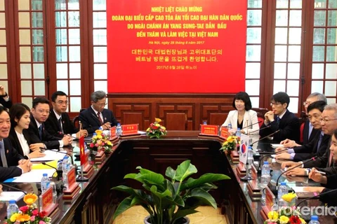 Vietnam, RoK supreme courts enhance cooperation
