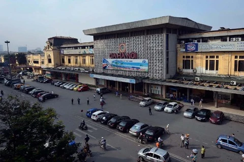 Proposal to move Hanoi railway station requires discussion