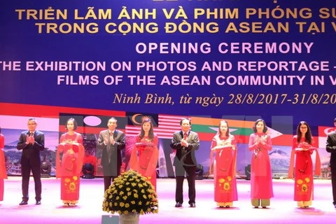 Exhibition features nations, peoples in ASEAN Community