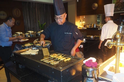 Guest chefs present Malaysia’s diversified cuisine in Hanoi