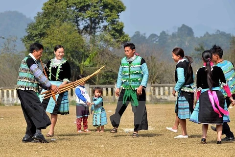 H’Mong pan-pine festival opens in Ha Giang 