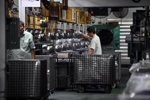 Singapore’s PMI hits 33-month high