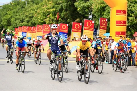Korean racer wins fourth stage of cycling tournament