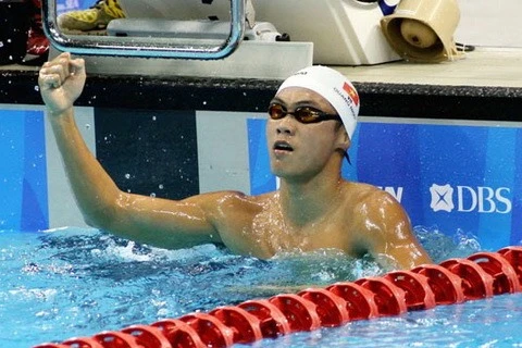 Vietnamese wins two golds at Asian swimming event