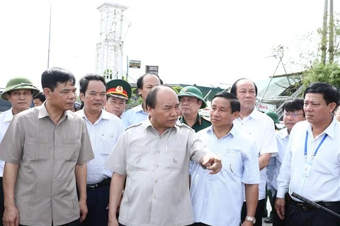 PM urges Ha Tinh to restore production in five days