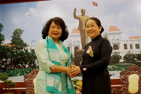 HCM City leader welcomes President of Global Summit of Women