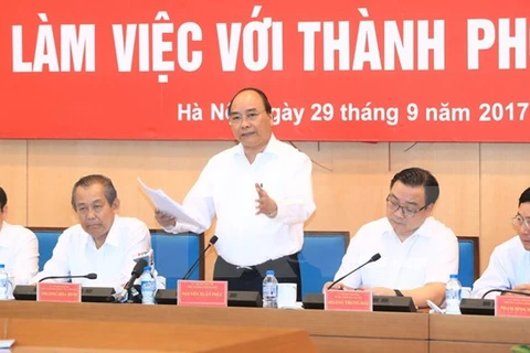 PM urges Hanoi to build green, smart city