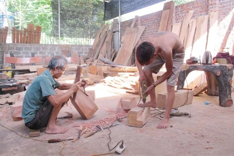 Craft villages shun worker safety