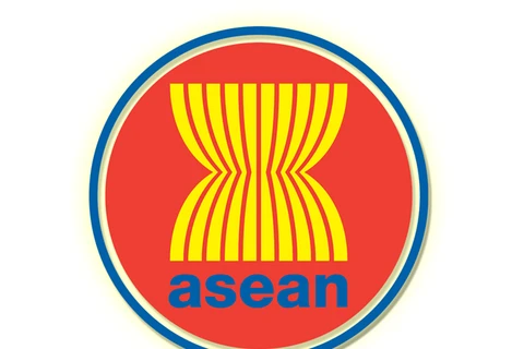 Vietnam attends ASEAN meetings on connectivity 