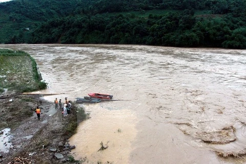 Heavy rain, landslide death toll rises to 72, 30 still missing