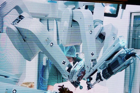 Cho Ray becomes third hospital to apply robotic cancer surgery
