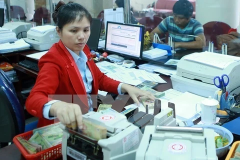 Reference exchange rate up by 7 VND at week’s beginning