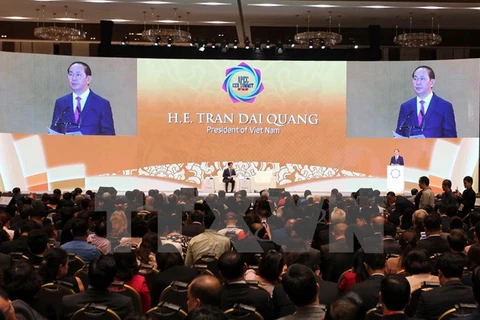 President addresses APEC 2017 CEO Summit 