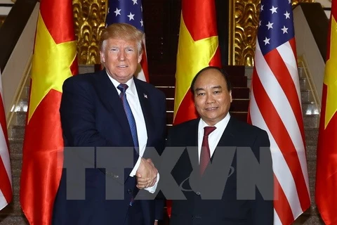 PM Nguyen Xuan Phuc meets President Trump in Hanoi