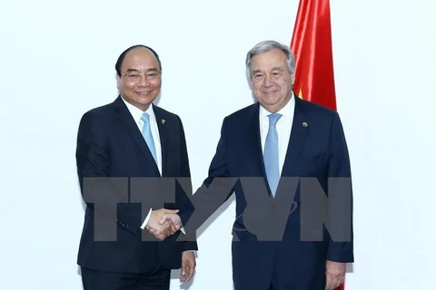 Prime Minister meet UN, EC leaders in Manila