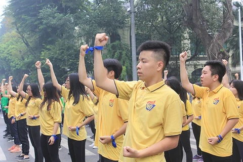 Thousands join dance for kindness in Hanoi 