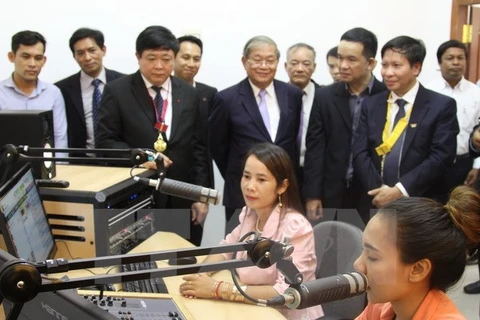 Cambodia inaugurates Vietnam-funded broadcast station project’s phase I