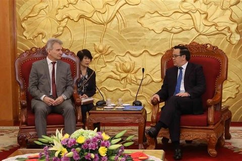 Austrian trade union visits Vietnam to boost ties