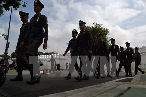 Thailand: One police officer killed in bomb explosion