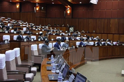 Cambodia parliament removes CNRP members