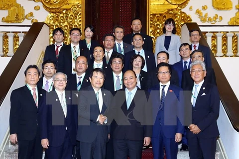 PM expects Japanese, Korean business expansion in Vietnam 